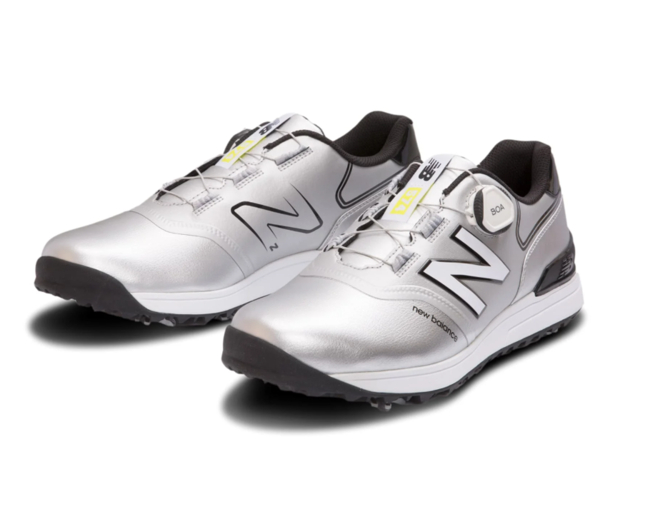 ニューバランス定番「574」がゴルフシューズに！日本人の足にフィット