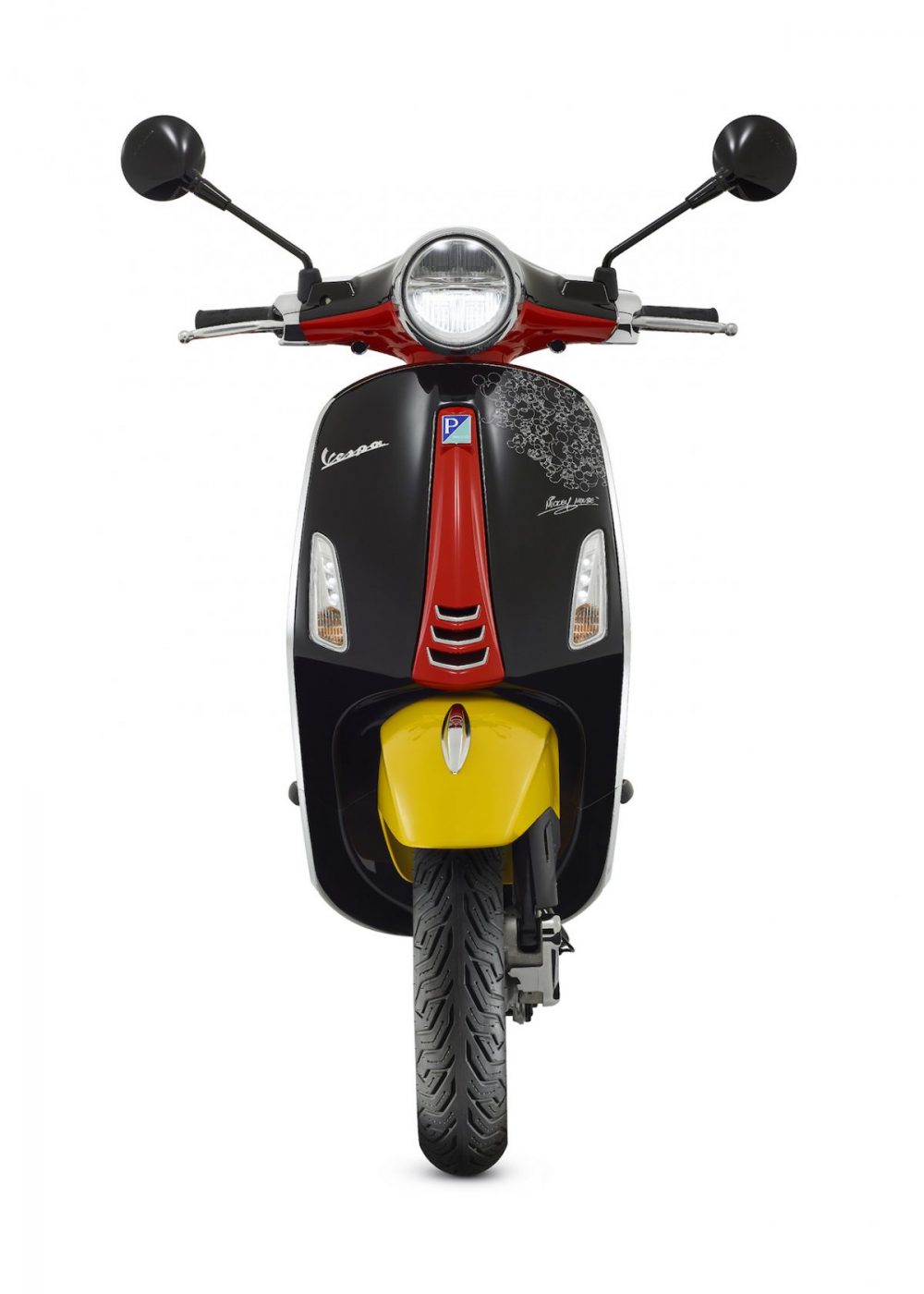 Vespa Primavera 125/150　Disney Mickey Mouse Edition by Vespa