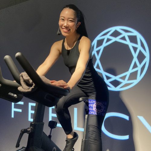 運動を始めたい人必見！暗闇フィットネスのパイオニア「FEELCYCLE」で