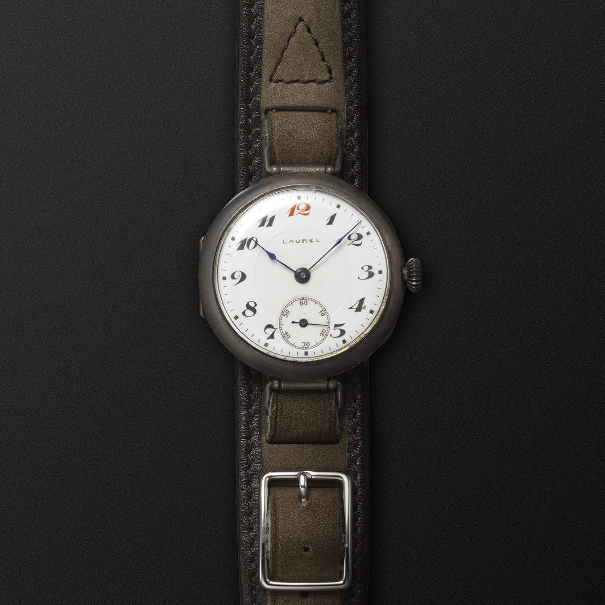 1913年に発売した国産初の腕時計「ローレル」