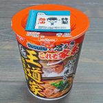 日清食品「SUSURUも唸る家系の名店 王道家 豚骨醤油ラーメン」