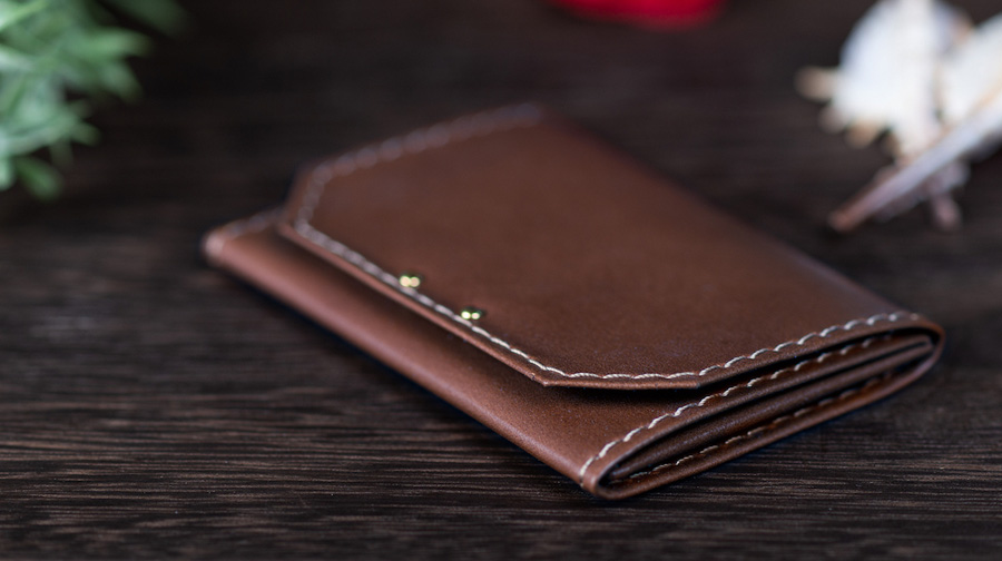 お札を包む感覚が新しい！「ふくさ」から発想したミニマル財布が登場！