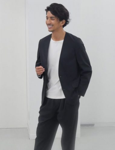 ジャケパンとスーツはこのコーディネートで、男性にも一目置かれて、女性には最強にモテる！【スタイリストが教える】