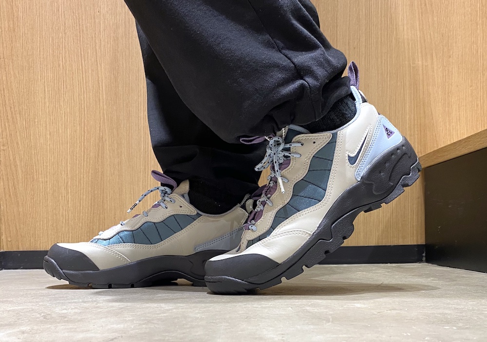 激安買い物 NIKE ACG トレッキングシューズ スニーカー - 靴