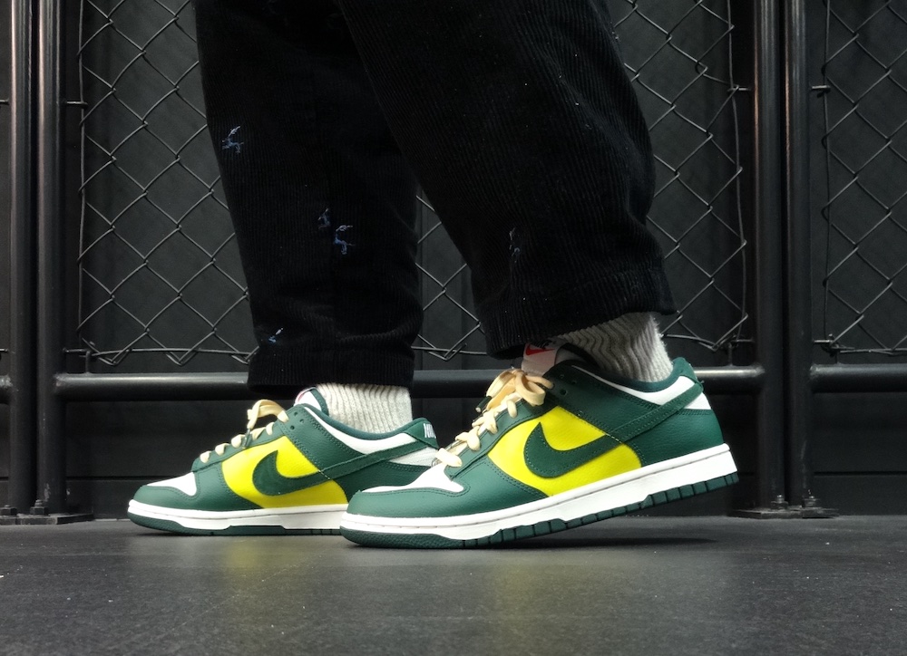NIKE (WMNS) DUNK LOW SE "NIKE CAMPUS PACK"