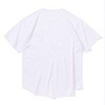 T-SHIRT DENQ ROUND HEM　COLOR: ホワイト　PRICE: ¥4,840（本体¥4,400）