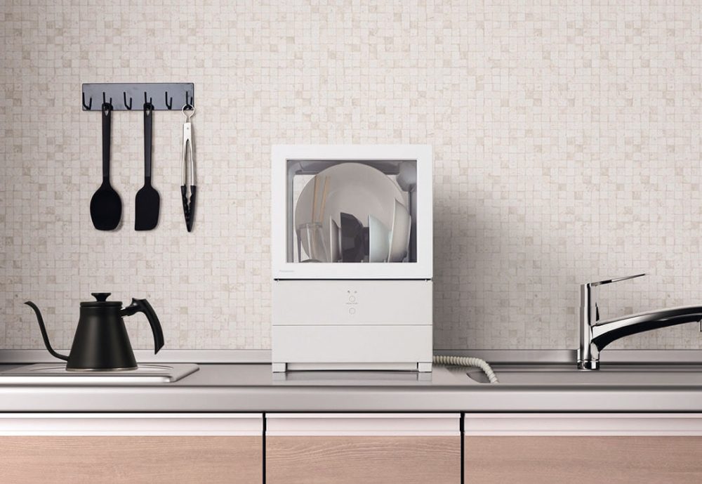パナソニック／パーソナル食洗機 SOLOTA　中の食器がわかるので洗った後の食器を入れっぱなしにして食器棚代わりにもできる