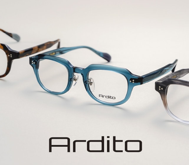 【今欲しいのはこんなクリアフレーム】βチタン製の板バネを追加して眼鏡市場の「アルディート」がアップデート