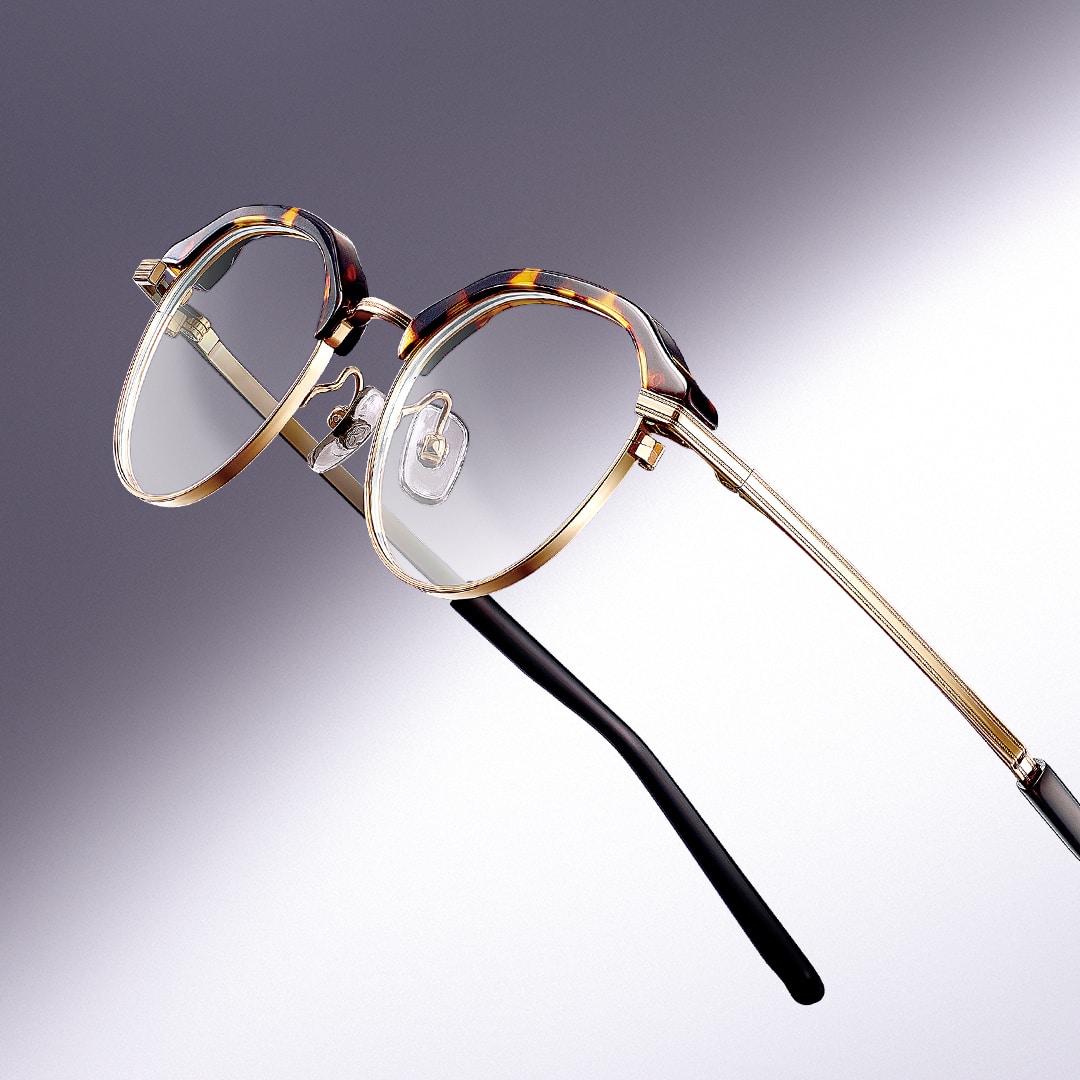 メガネは機能美で選ぶ】999.9の最新モデルを一気見せ！無二の存在感と