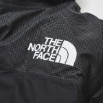 表地にはGORE-TEX INFINIUM ™を採用し、防風性や透湿性に優れており、雨や雪などにも対応している