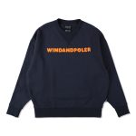 「POLeR × WDS FIELD CREW NECK」￥15,950／ネイビー