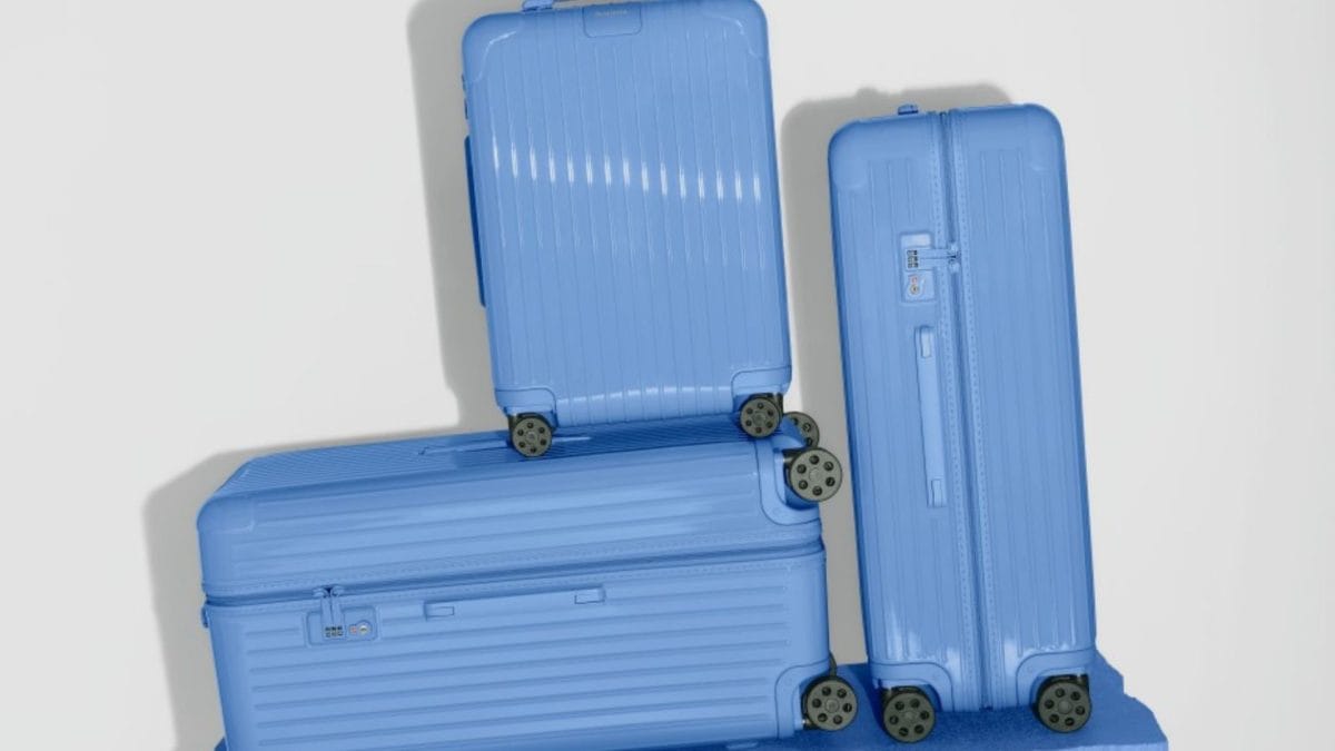 リモワ ブルー 青 アメニティケース ポーチ 小物入れ カジェットケース 楽天市場】RIMOWA リモワ ルフトハンザ航空 ブルー 青 水色系