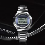 【オン・オフ使えるデジタルウォッチ】カシオの時計事業50周年記念モデルは「カシオトロンQW02」の復刻モデル