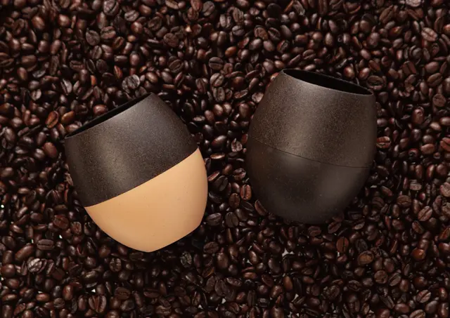 「Aroma Loop」は工場から発生するコーヒーの副産物をアップサイクルしたエコカップ