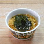 東洋水産 「麺づくり ごま油香る牛だしわかめ醤油」