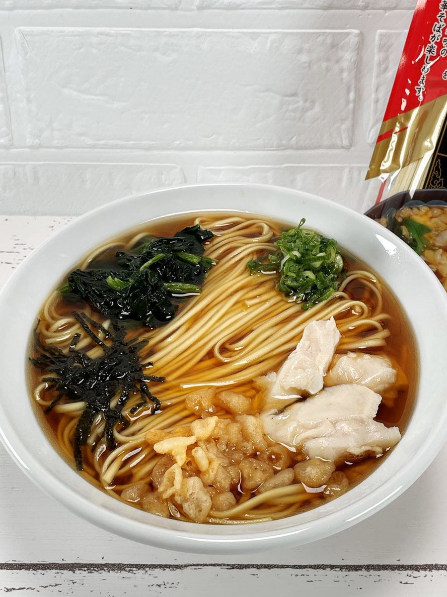 第3位　【本当にウマい“ご当地袋麺”】マニアが薦める！いまアツい「ラーメン大国」のベスト3杯／鳥中華 2人前（みうら食品）ここで注目なのが「天かす」