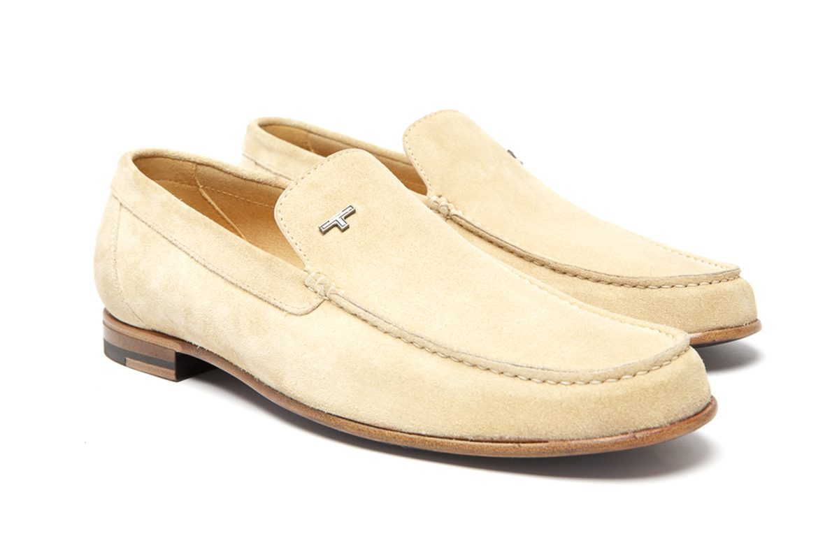「Unlined Suede Loafer」￥121,000／2色展開（ブラウン、グレーベージュ）