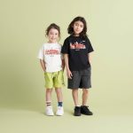 「ECO HYBRID CAMPING MANNERS WILD ANNIMALS KIDS TEE」￥4,400／4色展開（ブラック、ピンク、ホワイト、イエロー）