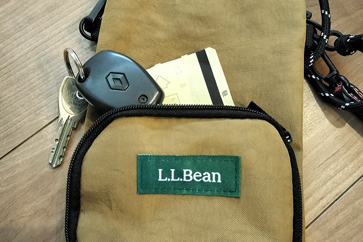【話題の付録を使ってみた！】リンネル5月号の特別付録「L.L.Bean多機能スマホショルダー」は親子でも使える便利な逸品でした