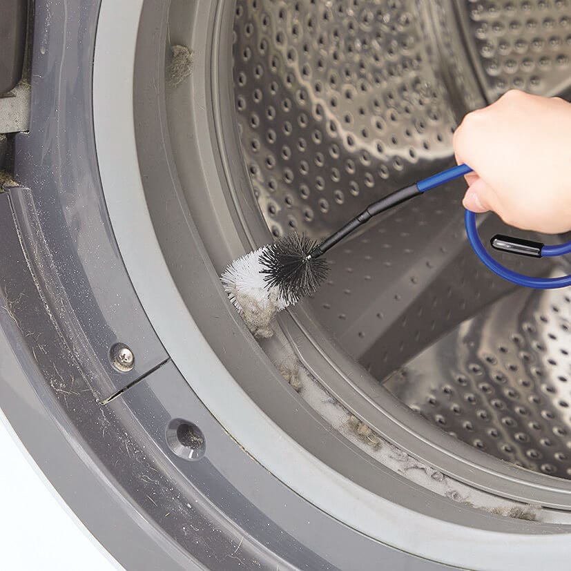 コジット
ホコリごっそり洗濯機乾燥フィルター職人　　約50cmのワイヤーは自由に角度が変えられる。内部の角度に沿って汚れに届くのだ