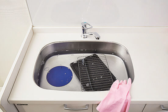 SANEI 流し排水用ぴたっと　　置くだけでシンクをバケツ代わりにできる便利アイテム。浸け置き洗いなどに重宝する