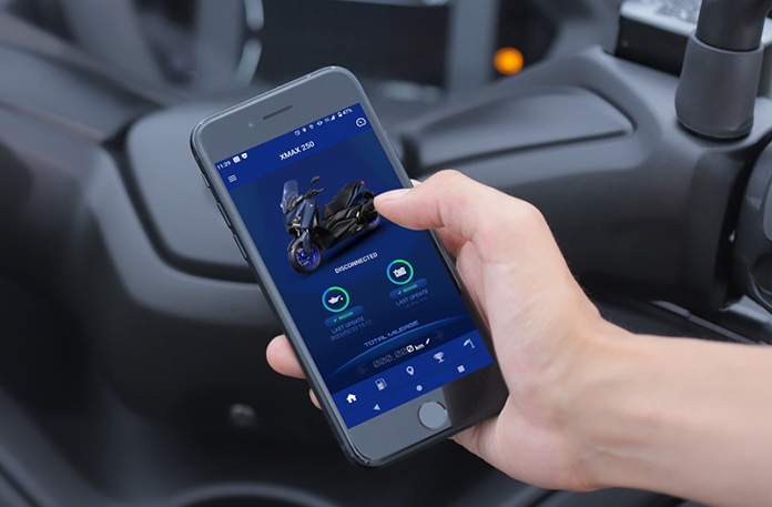 車両とペアリングすると様々な情報をスマートフォンで確認することができる