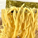 1.　すみれ　テールラーメン（西山製麺）すみれの系列ではお馴染みの西山製麺がこの袋麺も担当