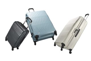 【驚くほど軽快なスーツケース】水より比重の軽い素材を採用したプロテカ「トリアクシス2」がデビュー！
