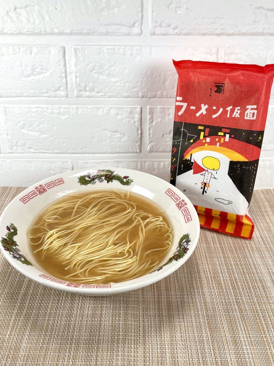 1.　福岡県うきは市「ラーメン仮面」（長尾製麺）