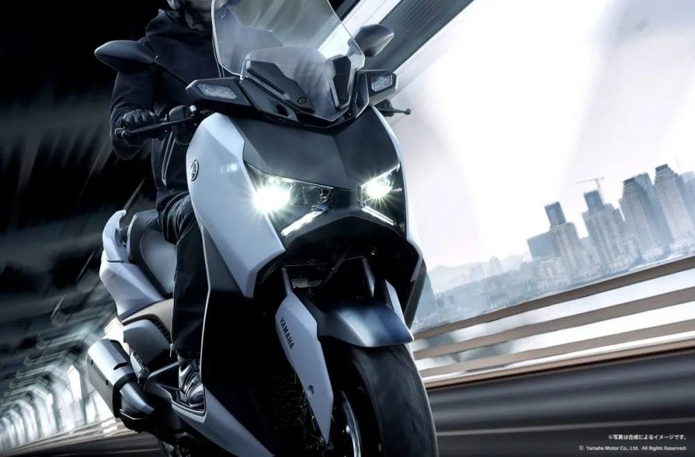 第1位　【ヤマハの万能250cc】人気のスポーツスクーター「XMAX ABS」に上質な大人の新色4カラーが登場！