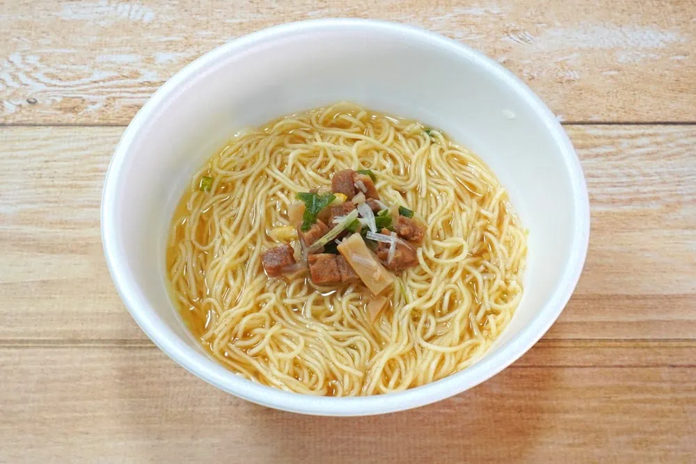 第1位　「ガチで激うまカップ麺」グルメライターが4月後半に食べてよかったベスト3杯【1位は最後の一滴まで楽しめる淡麗スープが最高】