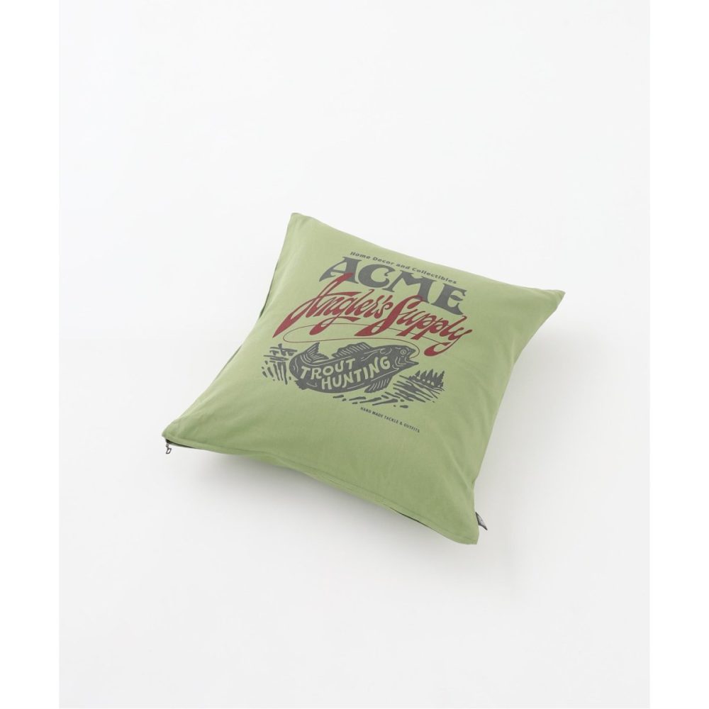 「ANGLERS SUPPLY CUSHION」￥4,950／450×450㎜／グリーン