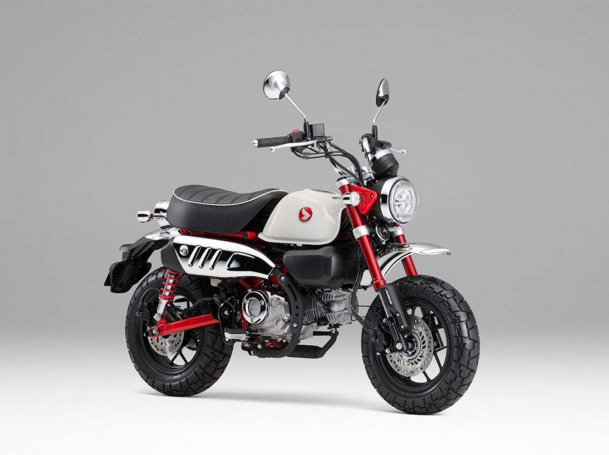気軽に乗れる人気のファンバイク」ホンダ“モンキー125”に新色仲間入り