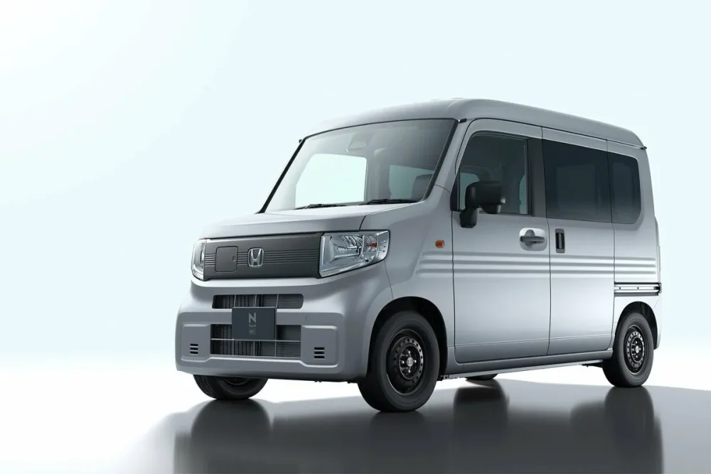 第2位　補助金を適用すると……“車両価格は200万円以下!?” ホンダが軽商用EV「N-VAN e:」を正式発表！