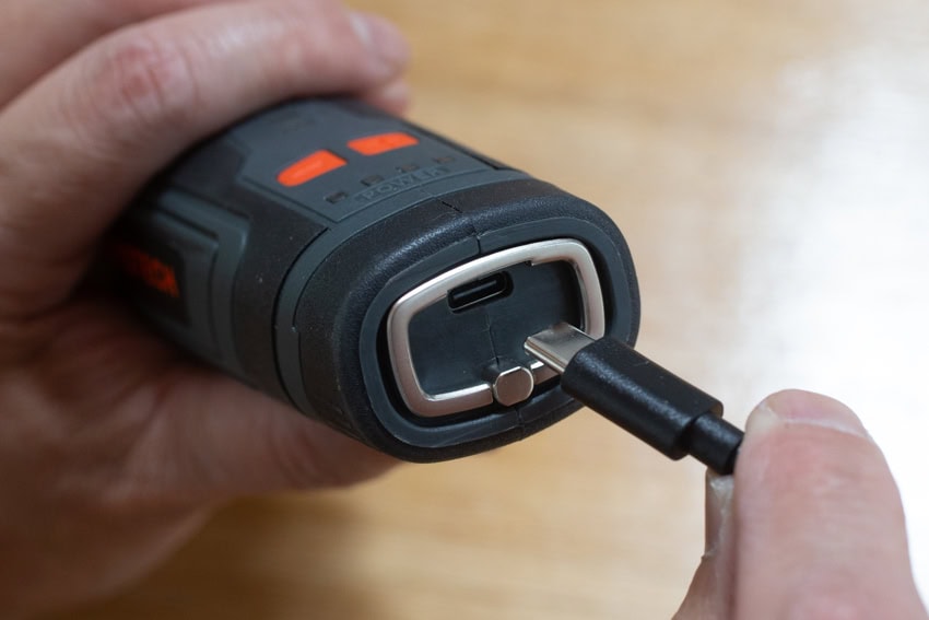 充電式ルーターを選ぶならば、USB-Cタイプ給電がオススメ。バッテリー容量も購入チェックポイントです