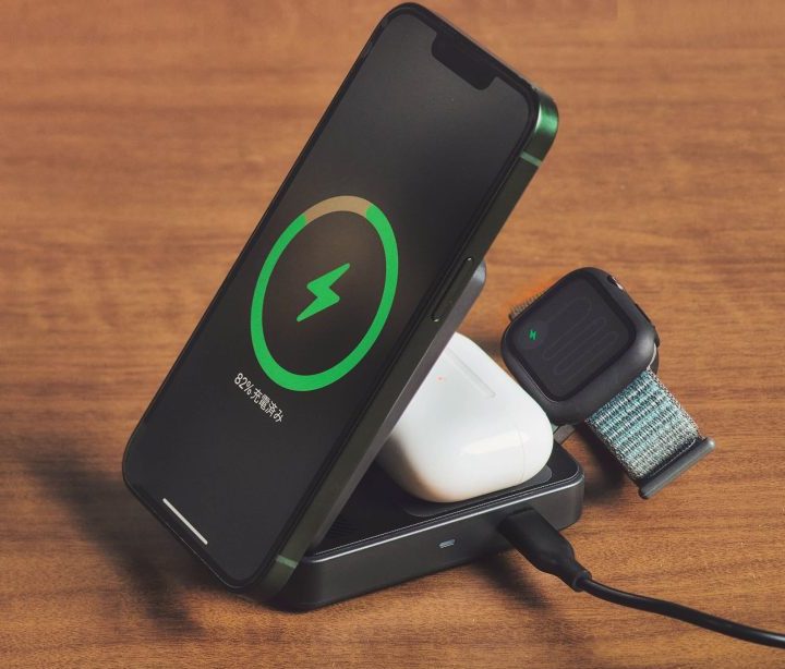Anker MagGo Wireless Charging Station（Foldable 3-in-1） ￥14,990　⇒　￥12,690 [-15%]