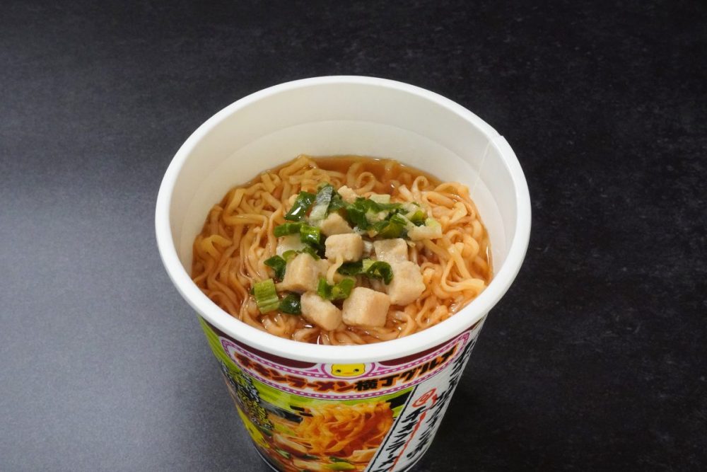 日清食品 チキンラーメンビッグカップ ごま油香る ねぎ塩チキン味