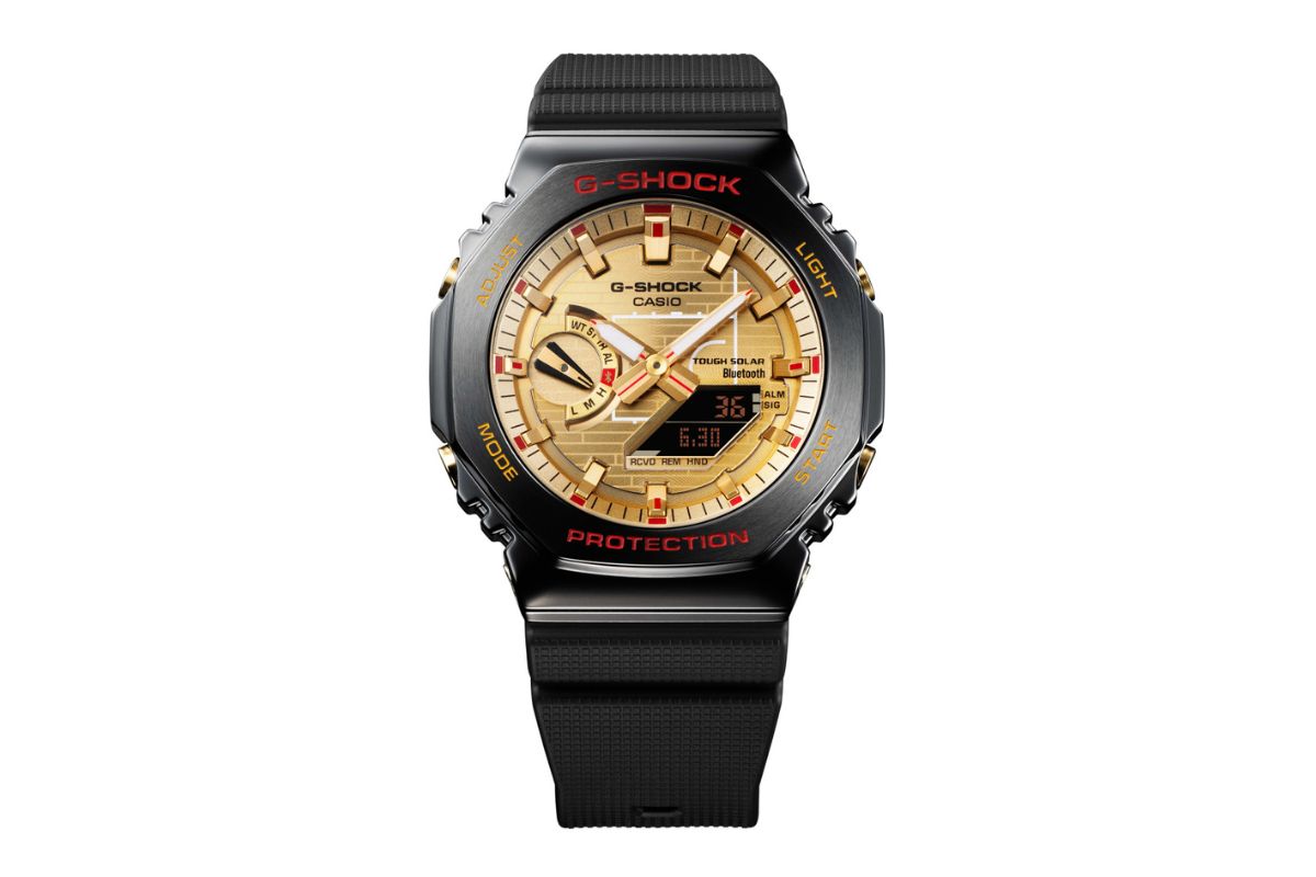 G-SHOCK「GBM-2100RH」￥22,000／￥48,400