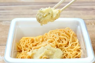 「ガチで激うまカップ麺」濃厚さがたまらない、口の中がお祭り状態の変わり種 ほか【カップ焼きそばの人気記事ランキング】（2024年8月版）