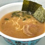 明星食品 「別格麺神 横浜家系豚骨醤油」5分でこのクオリティをいただけるのはすごいことです