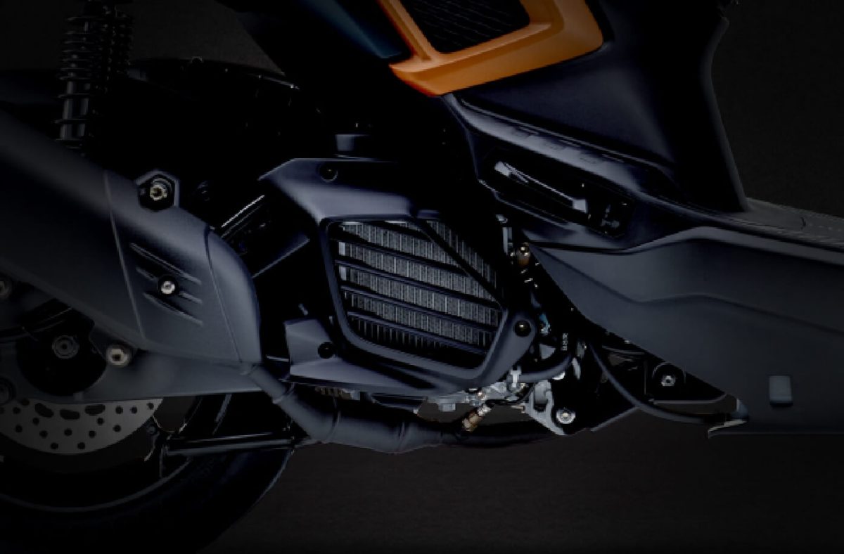 新品未使用☆XB155 ヤマハ新型 軽二輪スクーター「X FORCE（Xフォース）」登場！ 可変