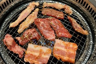 「焼肉食べ放題で損しない焼き方とは？」舌も胃袋も大満足できる“肉の食べ順と網の使い方”をプロが解説！『焼肉きんぐ』のおすすめサイドメニューも紹介