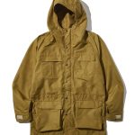 シエラデザインズ「オリジナル マウンテンパーカー」￥79,200／Tan/Tan