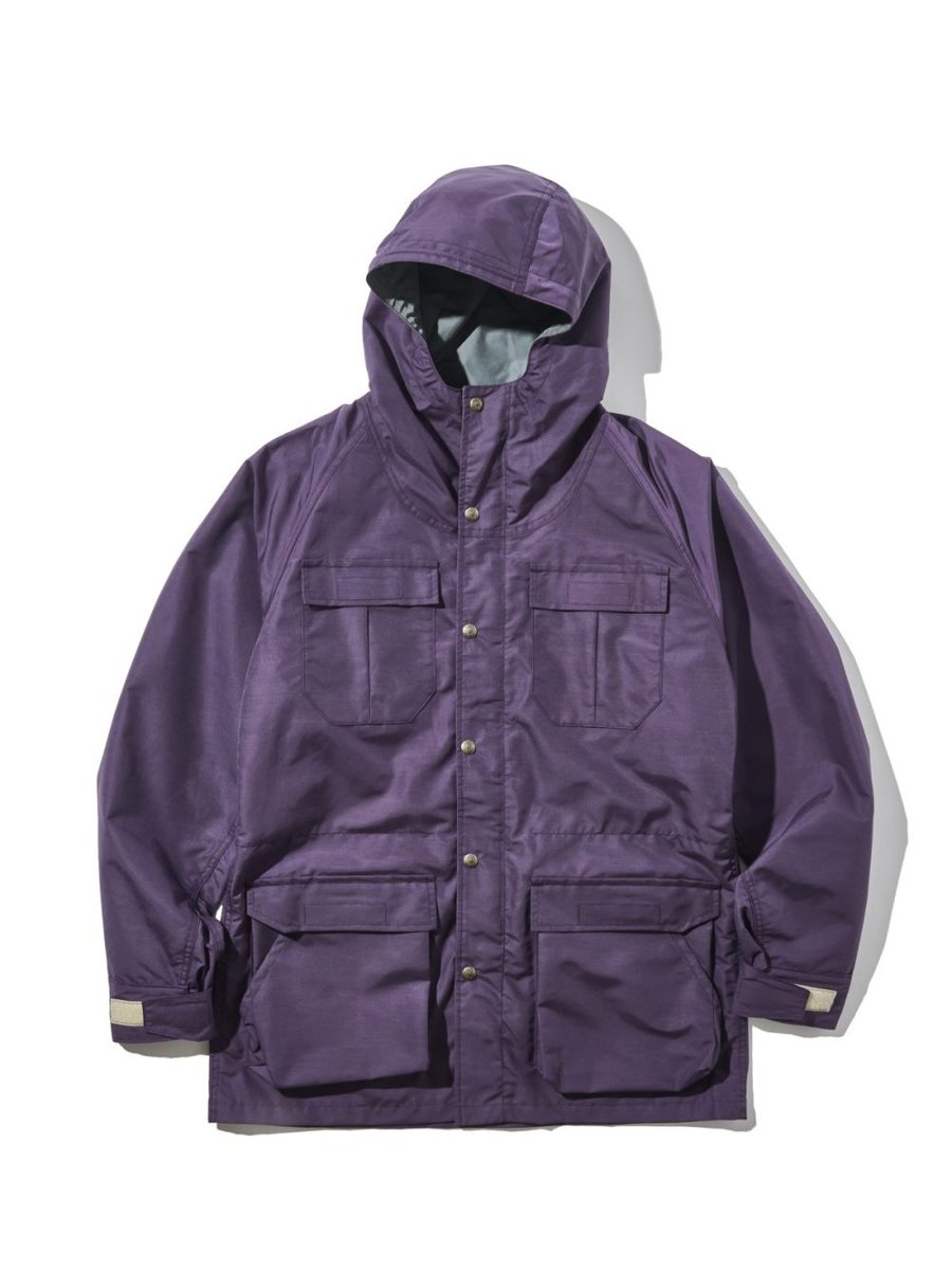 シエラデザインズ「オリジナル マウンテンパーカー」￥79,200／復刻色：Purple/Gray