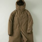 +phenix「『別注』WINDSTOPPER by GORE-TEX LABS ダウンジャケット」￥41,800／3色展開（ネイビー、ブラック、ブラウン）