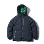 フォックスファイア×ナンガ「GORE-TEX WS フィッシングダウンジャケット」￥74,800／ハンターグリーン