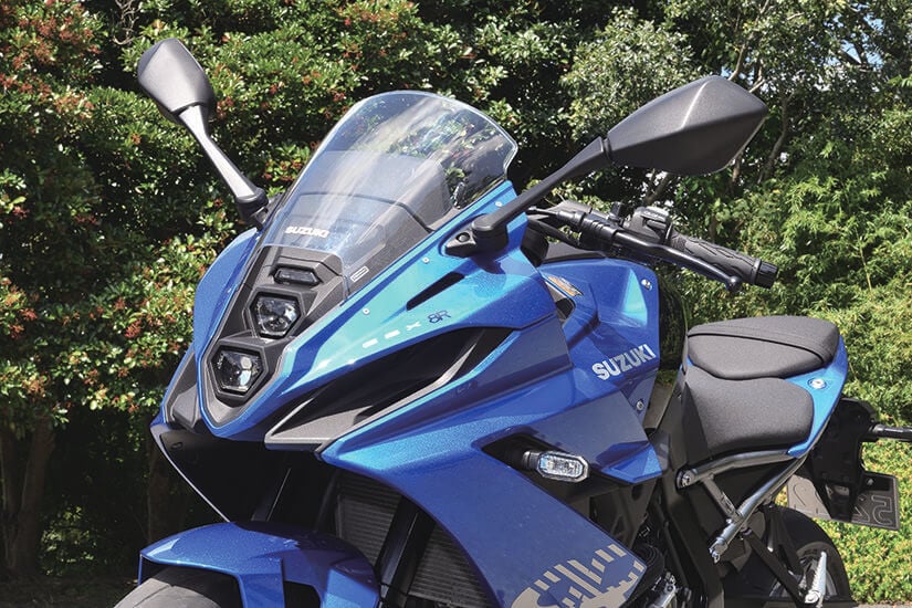 スズキ GSX-8R　＜おすすめポイント②＞ 象徴的なフロントマスク