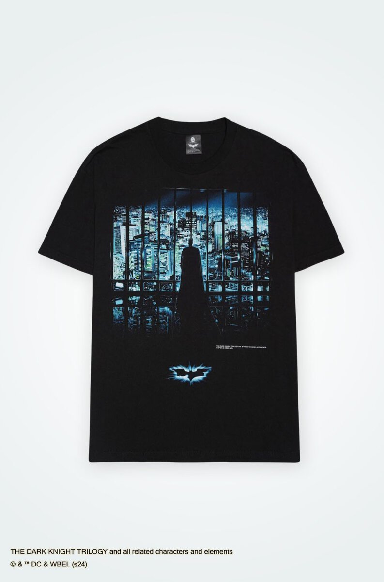 スニーカーダンク×ベルベルジン「The Dark Knight TEE」￥9,900