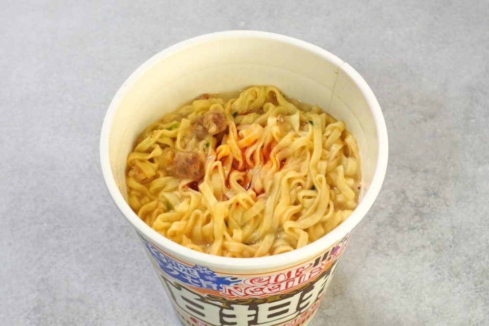 日清食品 カップヌードル 白担担