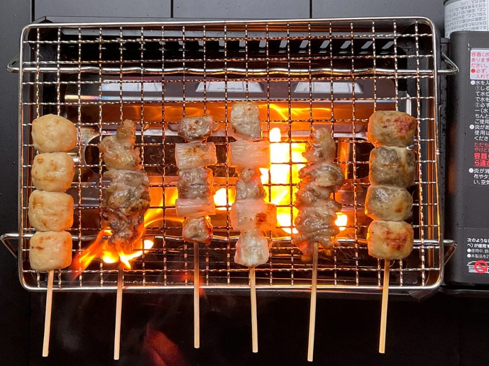 ちょっと雰囲気を楽しもうとカセットコンロ式炉端焼きグリルで焼いてみることにしました